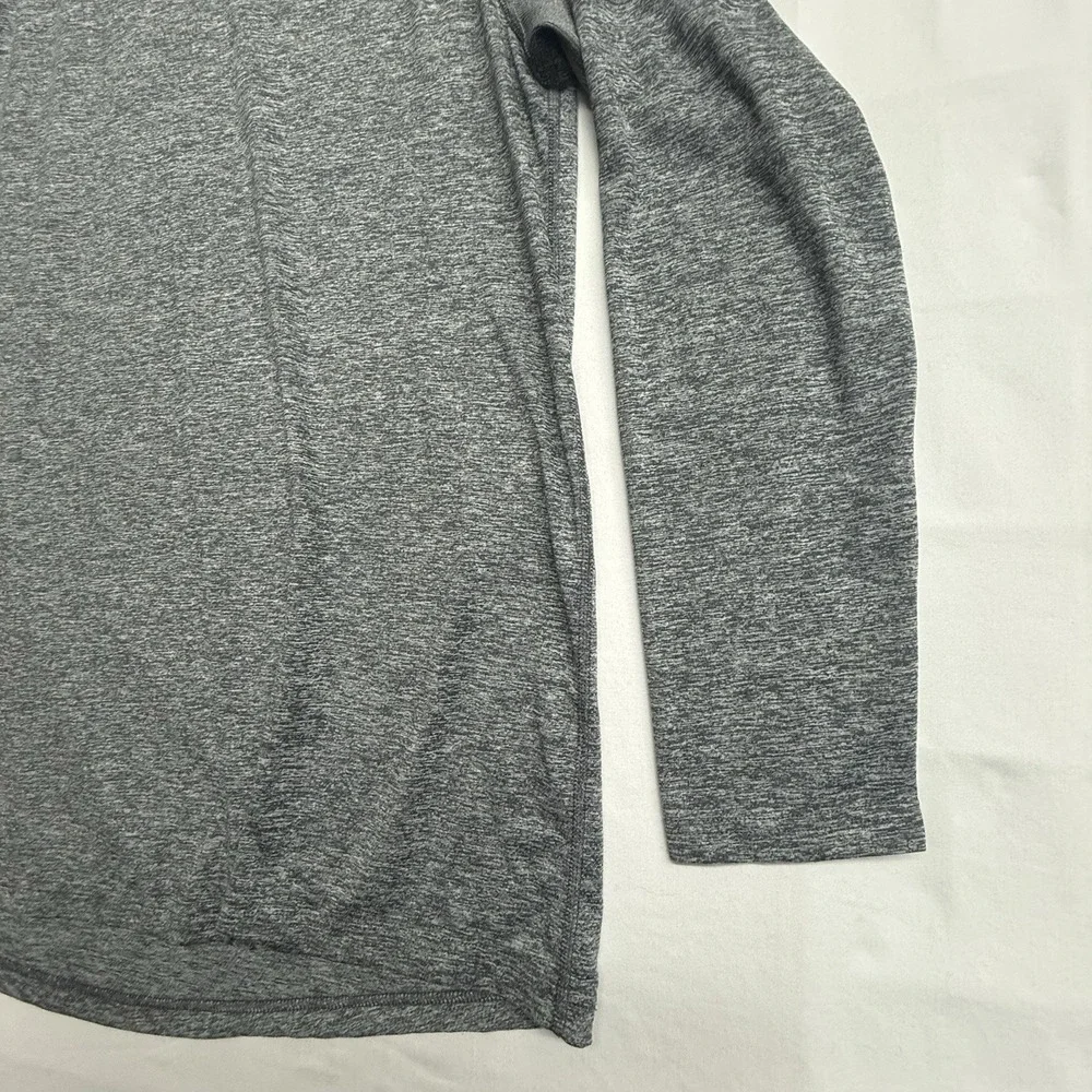 Nike XL Men's Long Sleeve Gray/Black Performance Training Top - Picture 5 of 13